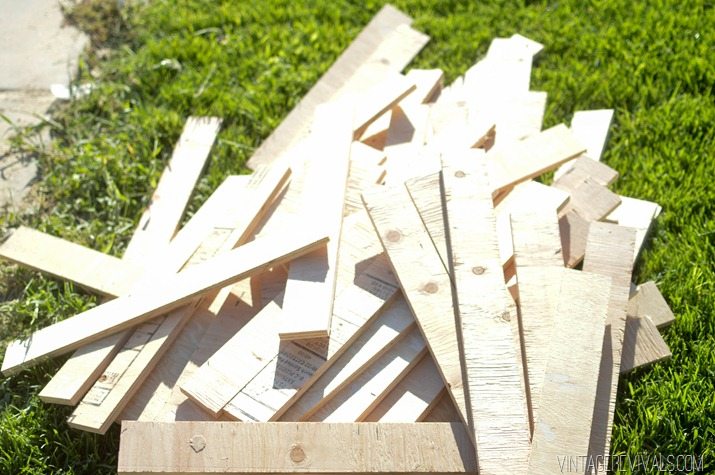 DIY Stacked Plywood Bench vintagerevivals.com-16