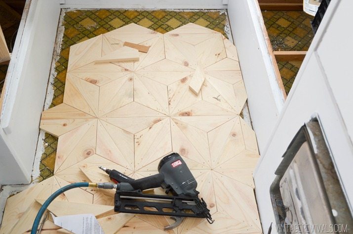 DIY Geometric Wood Floor vintagerevivals.com-20
