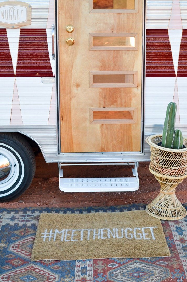 The Nugget Vintage Trailer Makeover Reveal Vintage Revivals