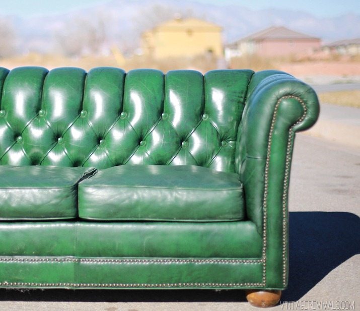 Vintage Green Chesterfiled Sofa and Loveseat-2