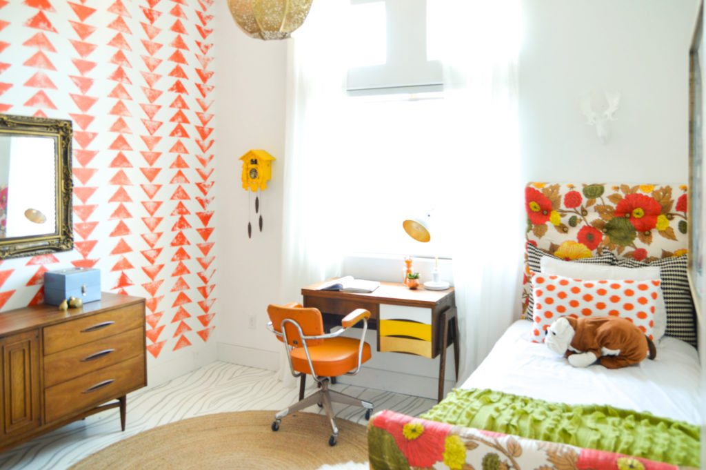 Ivie Yellow and Orange Room