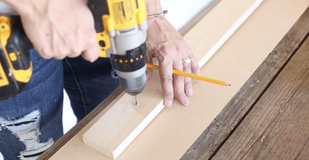 How to Build a Ladder Shelf